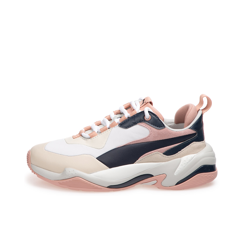 推荐商品：Puma/彪马 Thunder 运动休闲鞋 时尚复古防滑耐磨透气厚底圆头 White/Black/Pink Lama Jouni联名/白粉/藏蓝