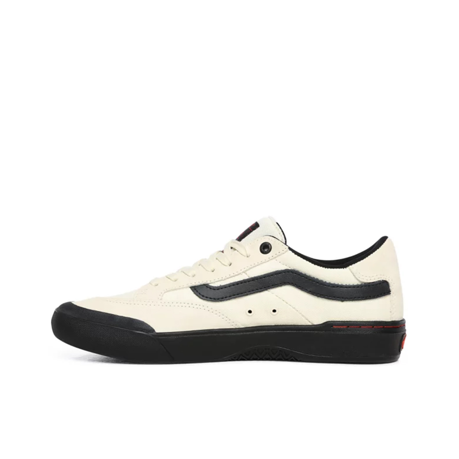 推荐商品：Vans/范斯 Berle Pro 复古休闲 防滑耐磨 帆布鞋 黑色/白色
