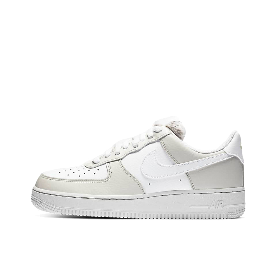 推荐商品：Nike Air Force 1 空军一号 板鞋 轻便舒适百搭耐磨防滑复古 白色/米白