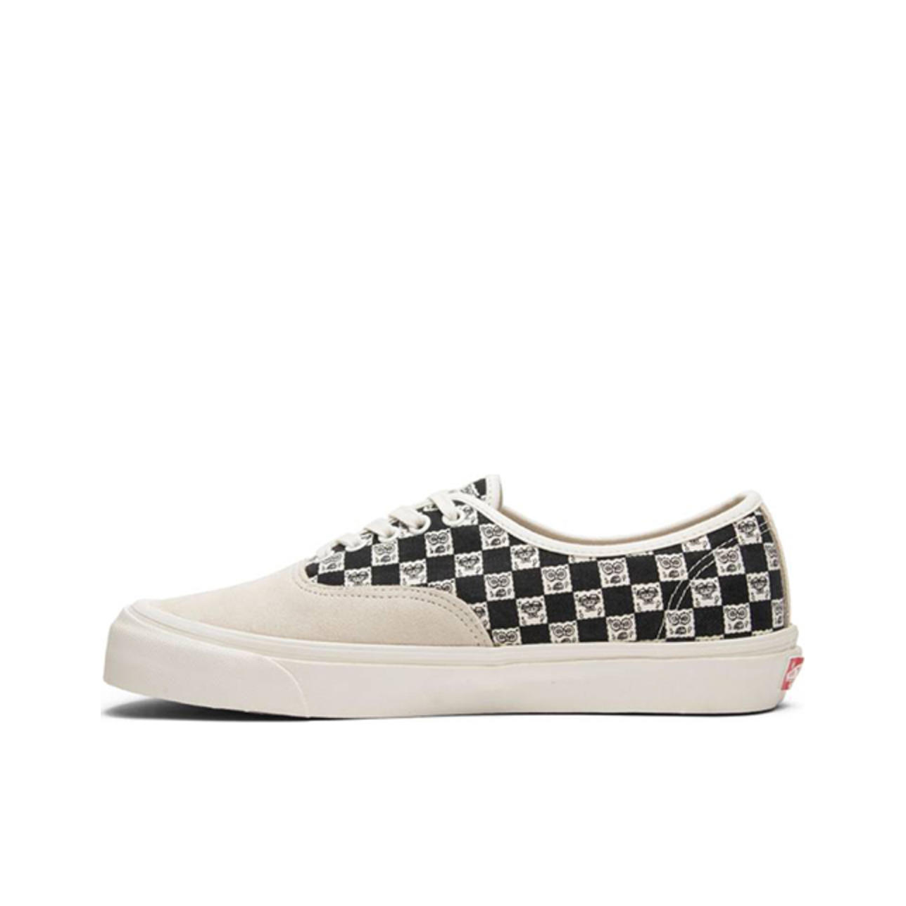 推荐商品：Vans/范斯 Authentic 潮流休闲 轻便舒适 防滑耐磨 百搭运动 复古 板鞋 Spongebob 海绵宝宝联名/Vault/灰黑格子