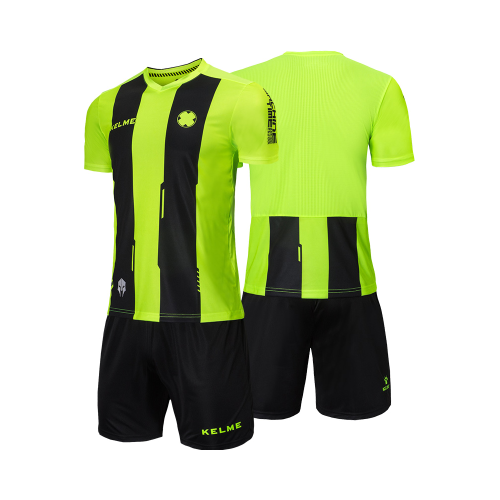 KELME/卡尔美 字母条纹V领短袖足球服 3881018