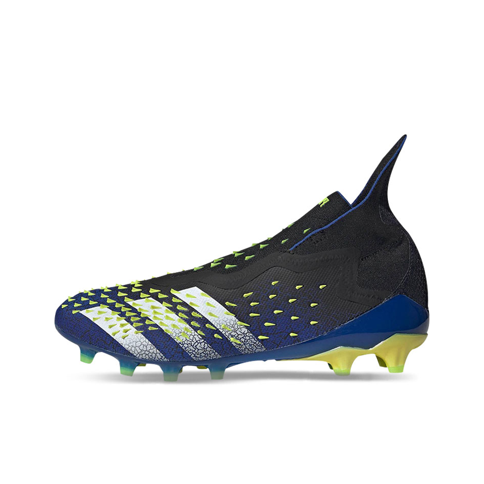 推荐商品：adidas Predator Freak + AG 超顶级 胶质短钉 人造草地 圆头套脚 足球鞋 黑色/蓝色/灰色