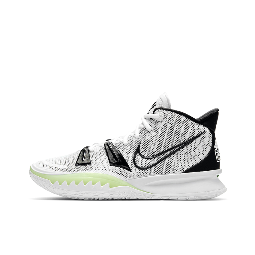 Nike Kyrie 7