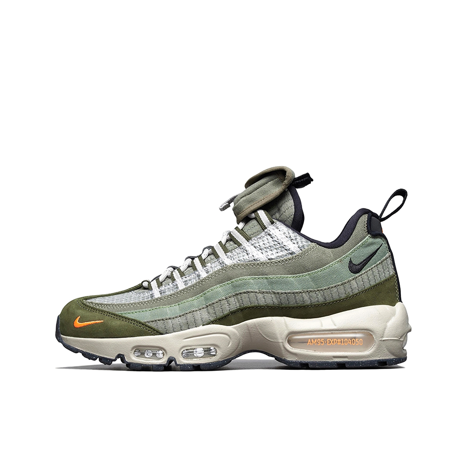 推荐商品：Nike Air Max 95 跑鞋 潮流时尚复古百搭防滑耐磨舒适透气防水气垫织物支撑低帮缓震贴合耐用圆头 Surplus Supply 收纳袋/军绿/黑色
