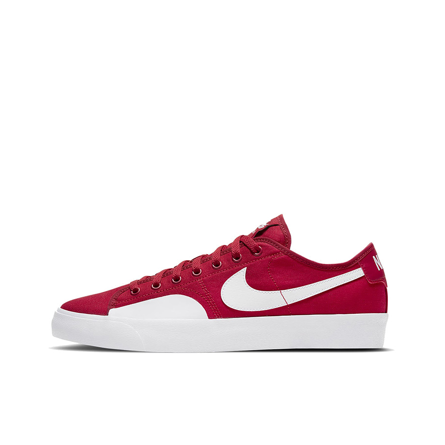 推荐商品：Nike SB Blazer Court 休闲 防滑耐磨 舒适透气 轻便 板鞋 红色/白色