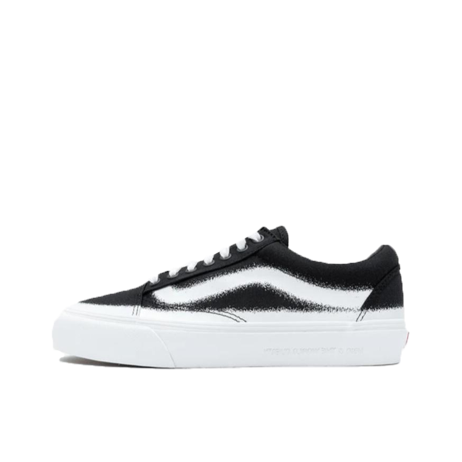 推荐商品：Vans/范斯 Old Skool 滑板鞋 板鞋 轻便防滑复古舒适经典 黑/模糊白