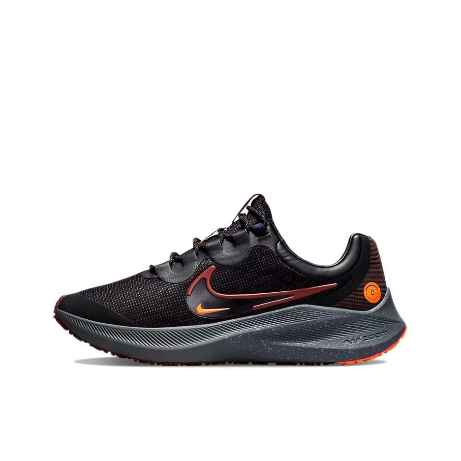 推荐商品：Nike Zoom Winflo 8 跑鞋 缓震轻便网面透气防滑耐磨碳板防水防泼水气垫回弹包裹性 黑色/橙色/紫色