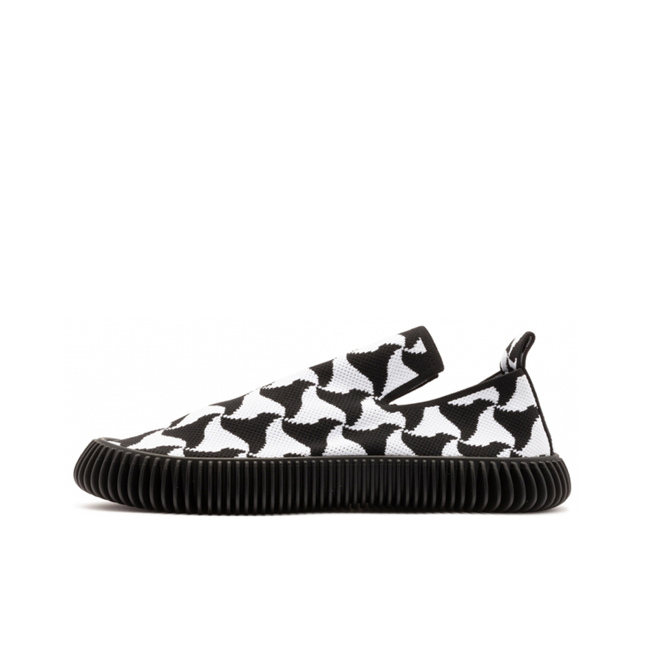 推荐商品：Bottega Veneta 时尚轻便 圆头 套穿 运动鞋 690123V1NW01486 黑色/白色