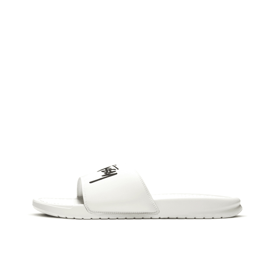 推荐商品：Nike Benassi Jdi 一字 橡胶底 外穿 防滑轻便 透气 运动 户外 厚底 拖鞋 Stussy联名/帆白/黑色