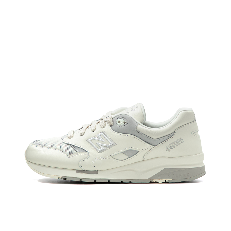 推荐商品：New Balance 1600 跑鞋 复古百搭休闲运动防滑耐磨轻便减震透气织物缓震低帮圆头 白/灰