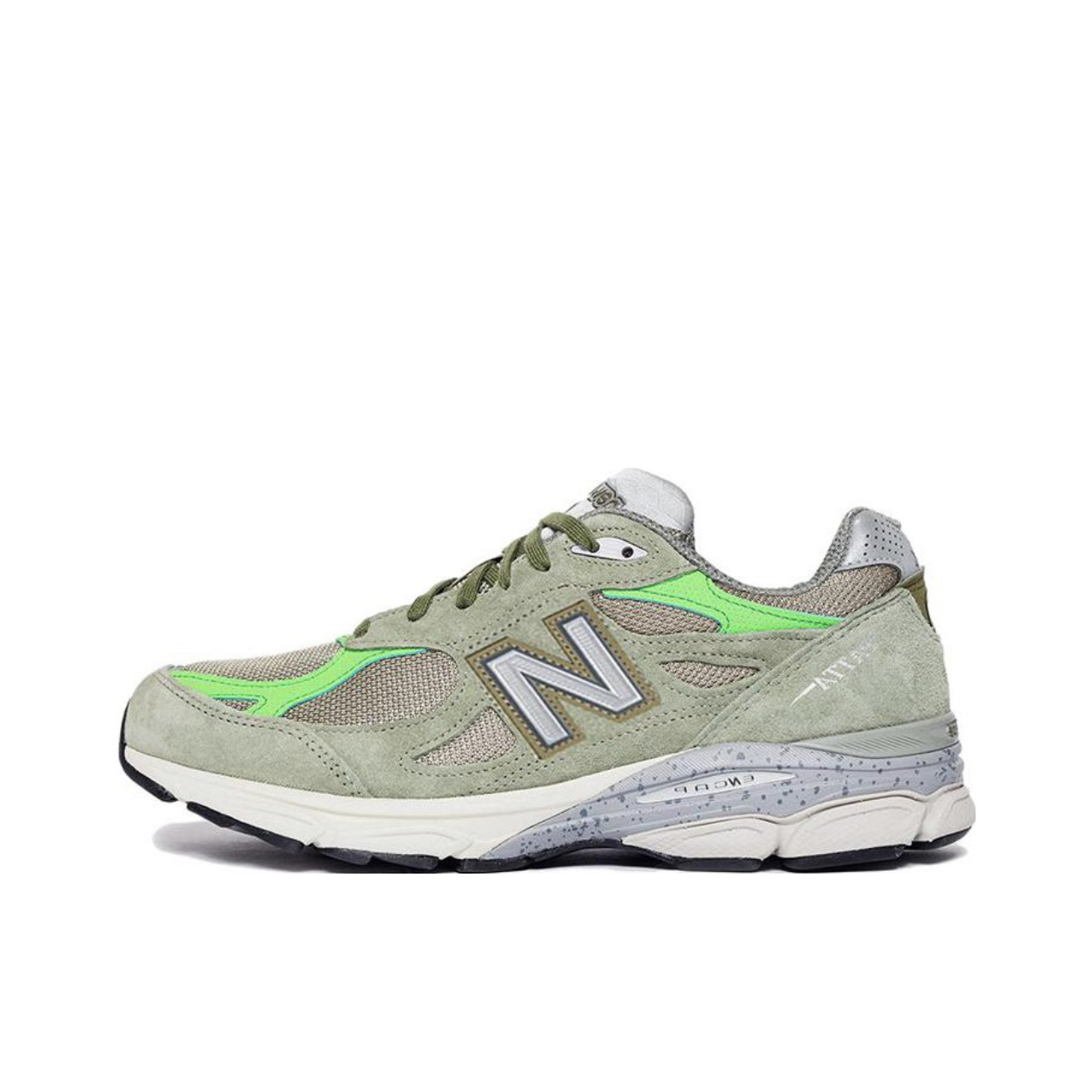 推荐商品：New Balance 990 V3 跑鞋 复古轻便防滑减震透气支撑缓震织物城市通勤圆头 Patta联名/橄榄色/绿色/灰色