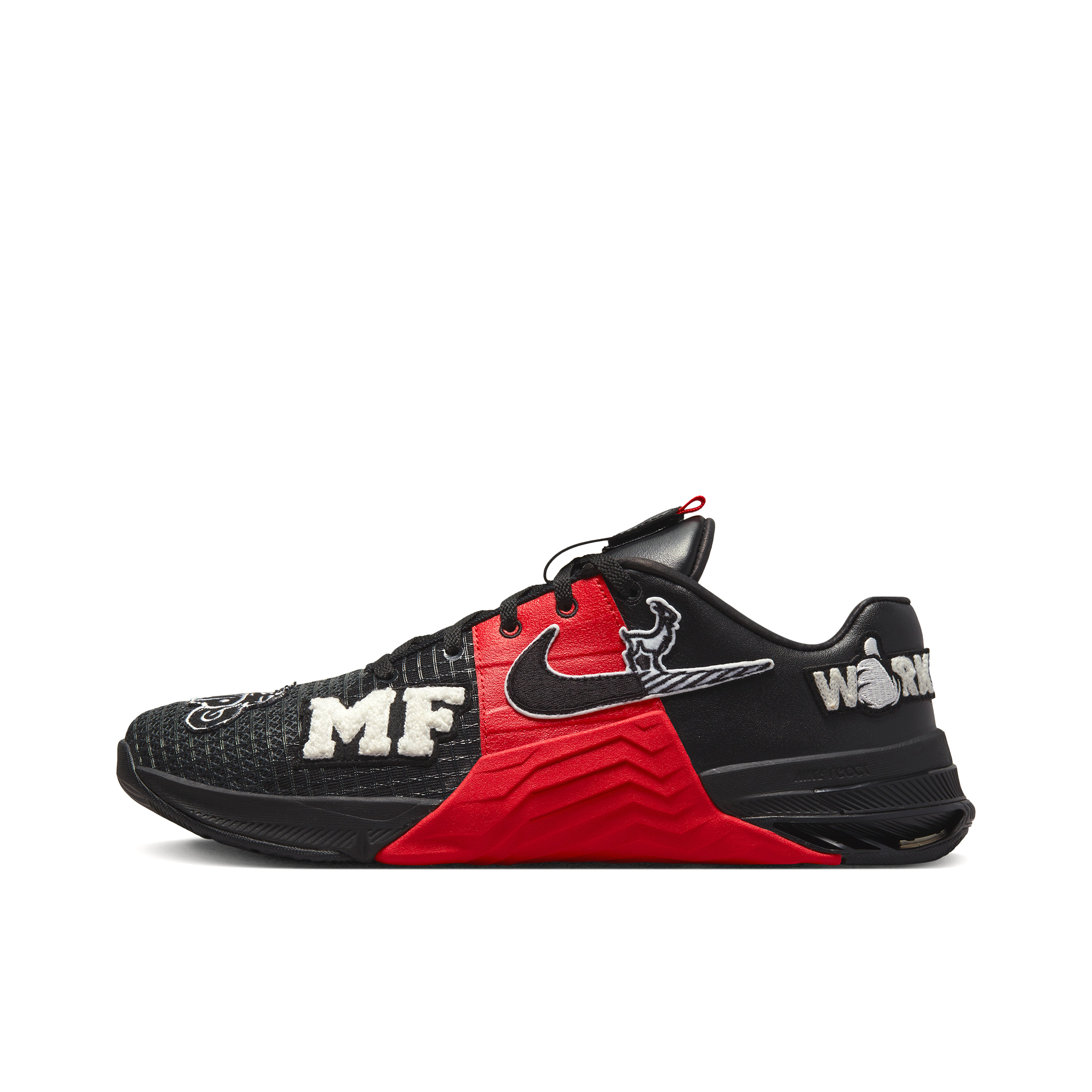 推荐商品：Nike Metcon 8 减震回弹 轻便透气 综合 耐磨防滑 训练鞋 黑色/白色/红色