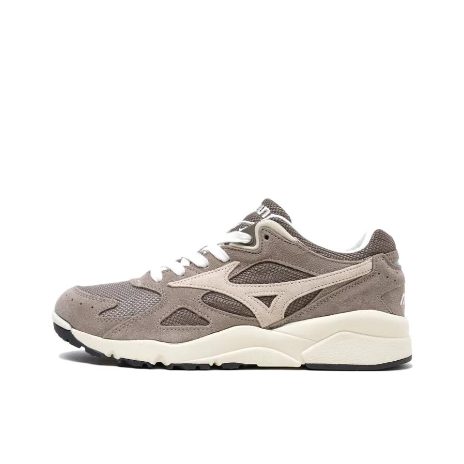 推荐商品：Mizuno/美津浓 Sky Medal 减震 防滑耐磨 轻便透气 复古百搭 跑鞋 棕色