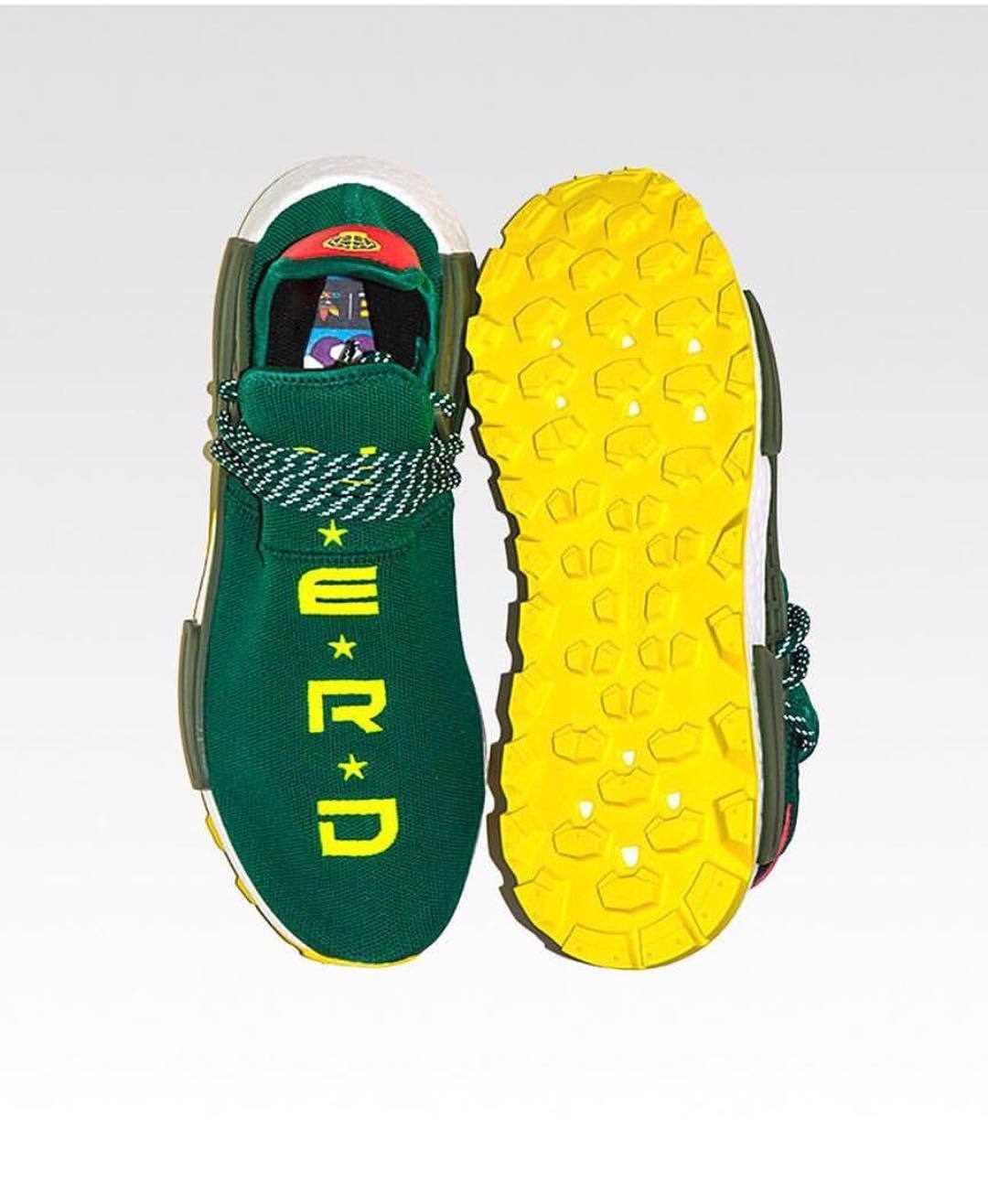 adidas,Air Jordan,Nike  黑紫脚趾 AJ1 没发就涨小两千！球鞋旺季买鞋怎么这么贵！
