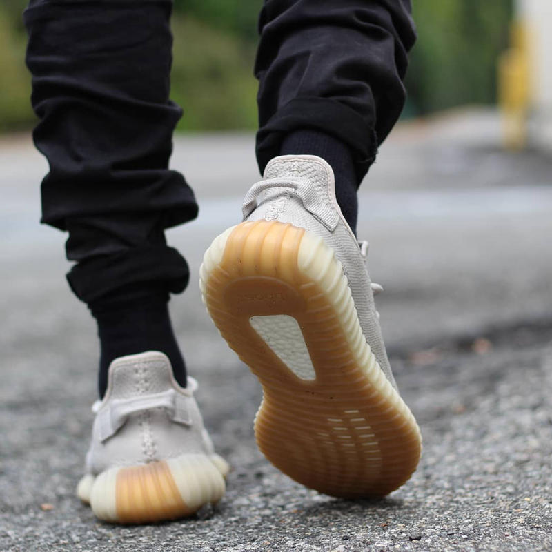 adidas,Yeezy Boost 350 V2,发售,上 大地色系上脚超帅!芝麻 Yeezy Boost 350 V2 终于要来了! adidas,Yeezy Boost 350 V2,发售,上 大地色系上脚超帅!芝麻 Yeezy Boost 350 V2 终于要来了!