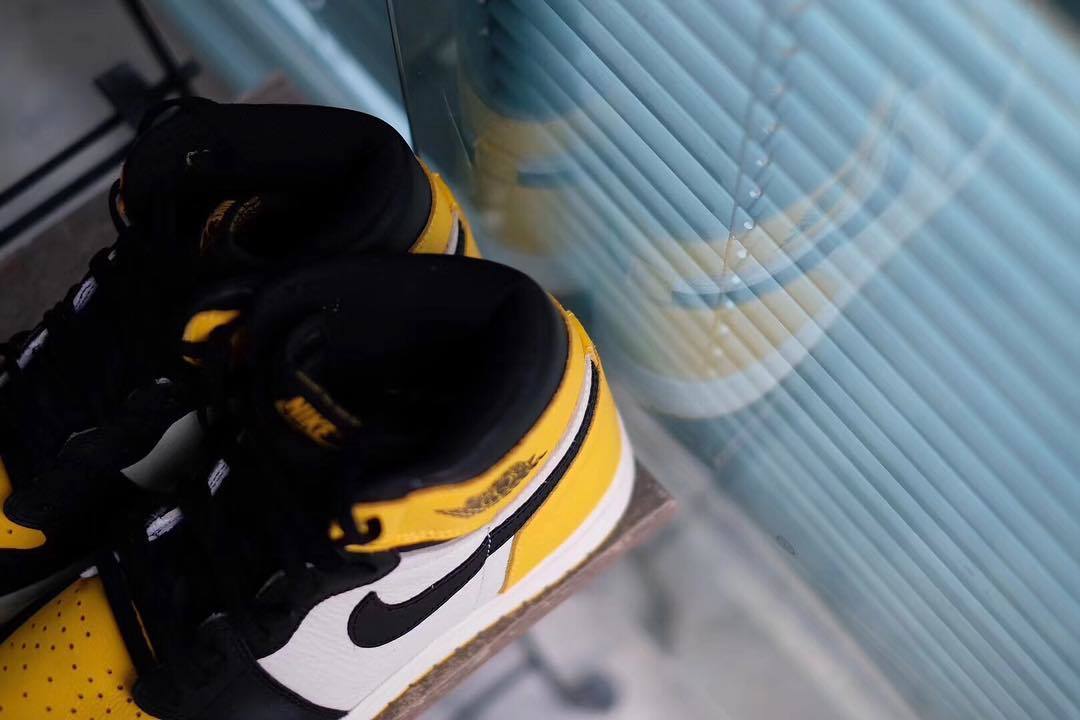 Nike,Air Jordan 1,AJ1,发售,AR102  黑黄脚趾 Air Jordan 1 要来了？全新实物图曝光！