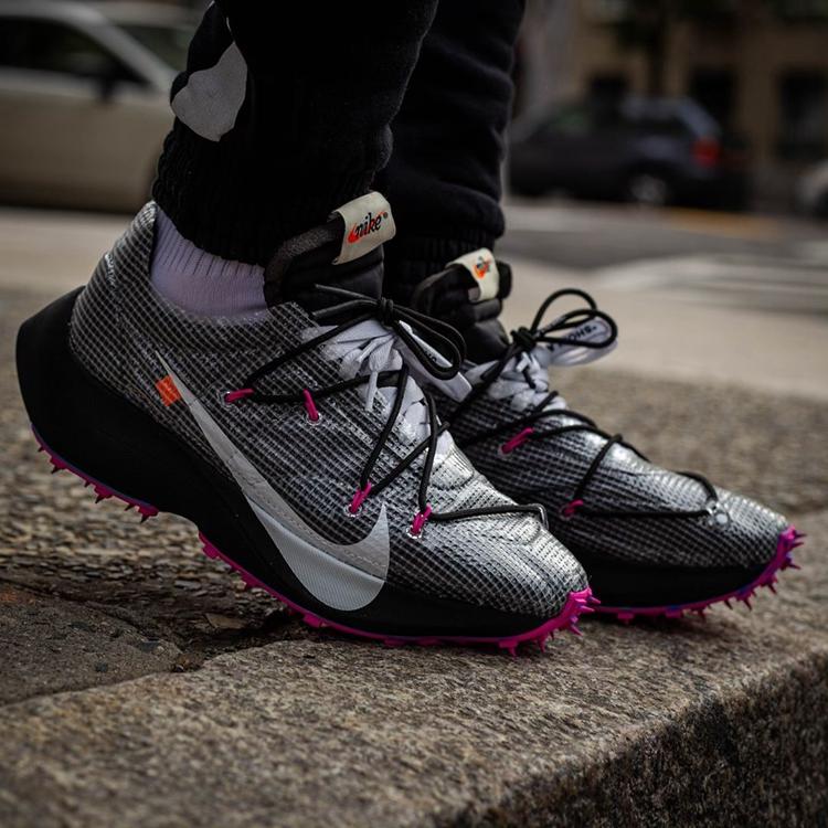 OFF-WHITE,Nike,Vapor Street  OW x Vapor Street 全新上脚图！3 款配色谁是你的菜？