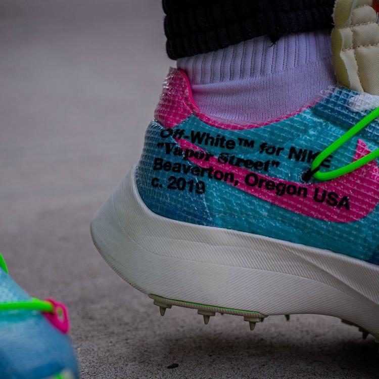 OFF-WHITE,Nike,Vapor Street  OW x Vapor Street 全新上脚图！3 款配色谁是你的菜？