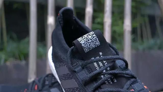 Boost变了，不再有踩屎感，阿迪达斯很大胆