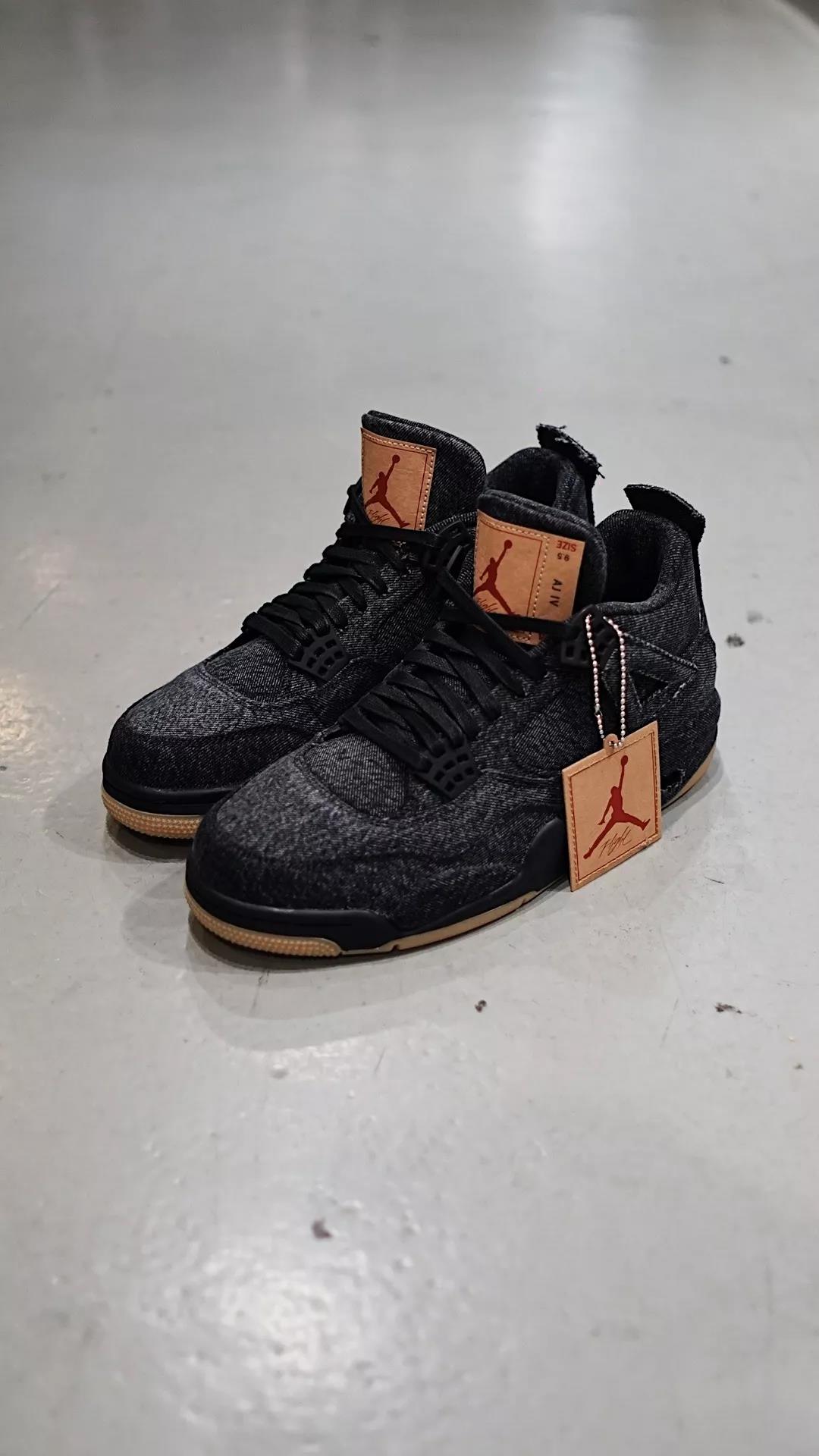 XH55开箱丨Levi's x Air Jordan 4 Retro NRG