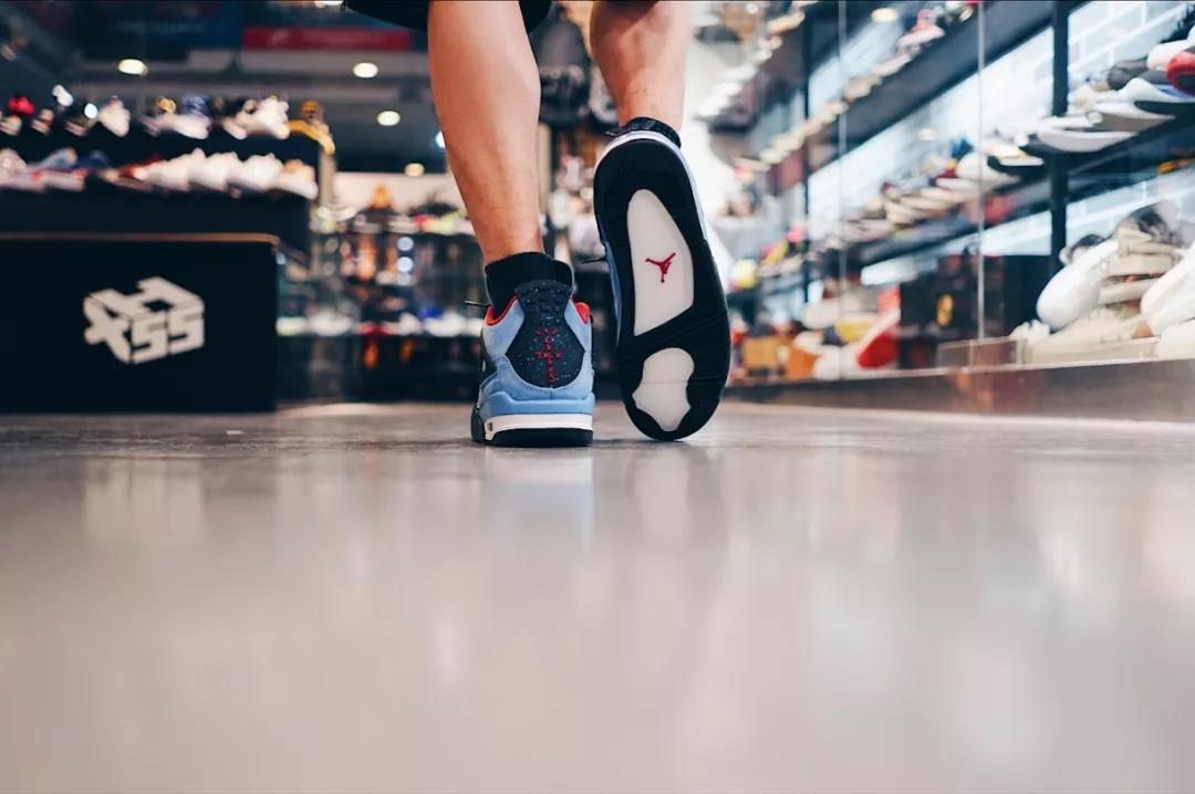 XH55开箱丨Air Jordan 4 "Travis Scott"