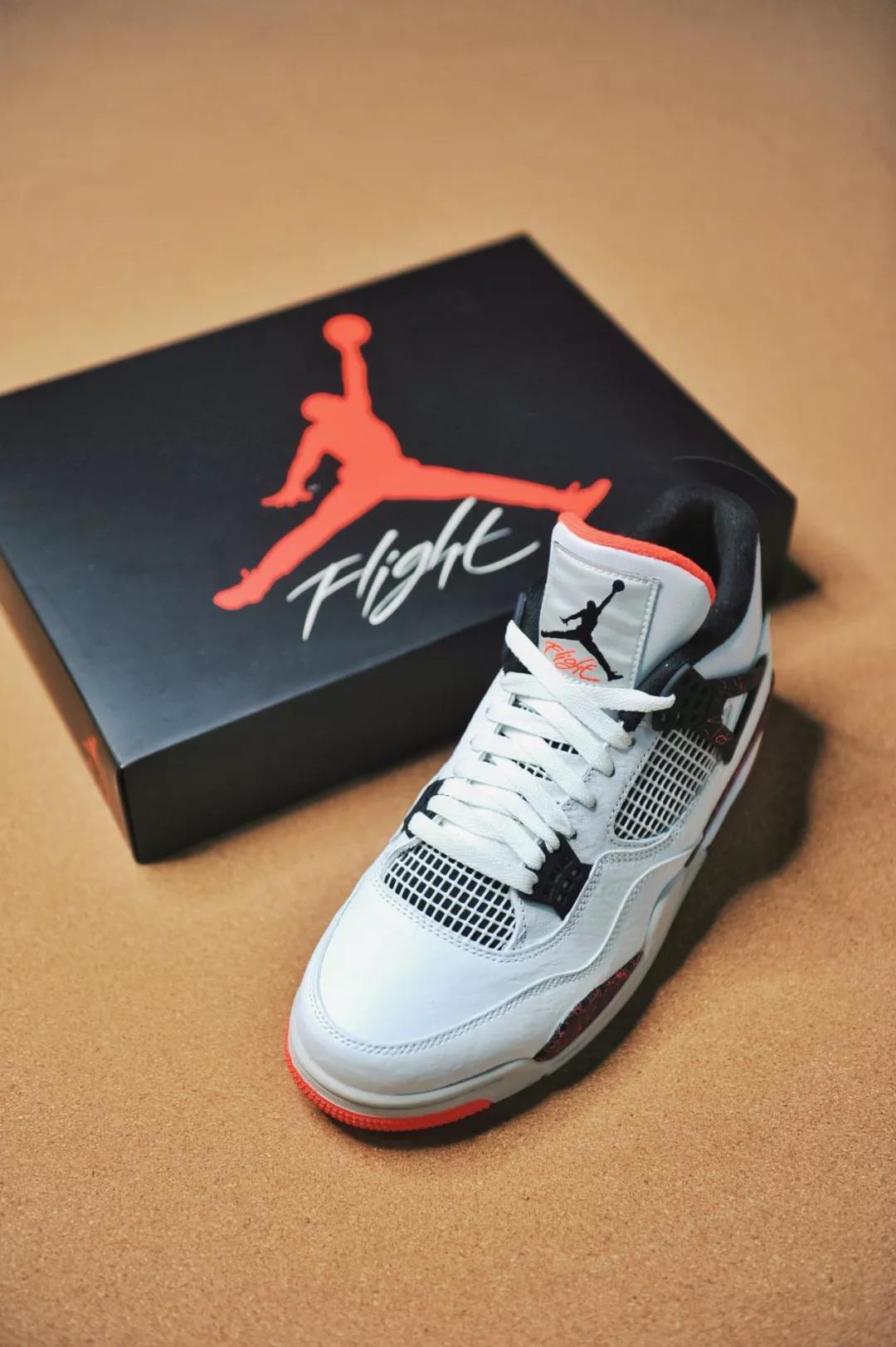 SOAR开箱丨AIR JORDAN 4 RETRO “PALE CITRON”