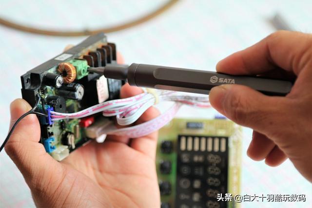 SATA PEN：这支笔值得装入每个DIY男的口袋