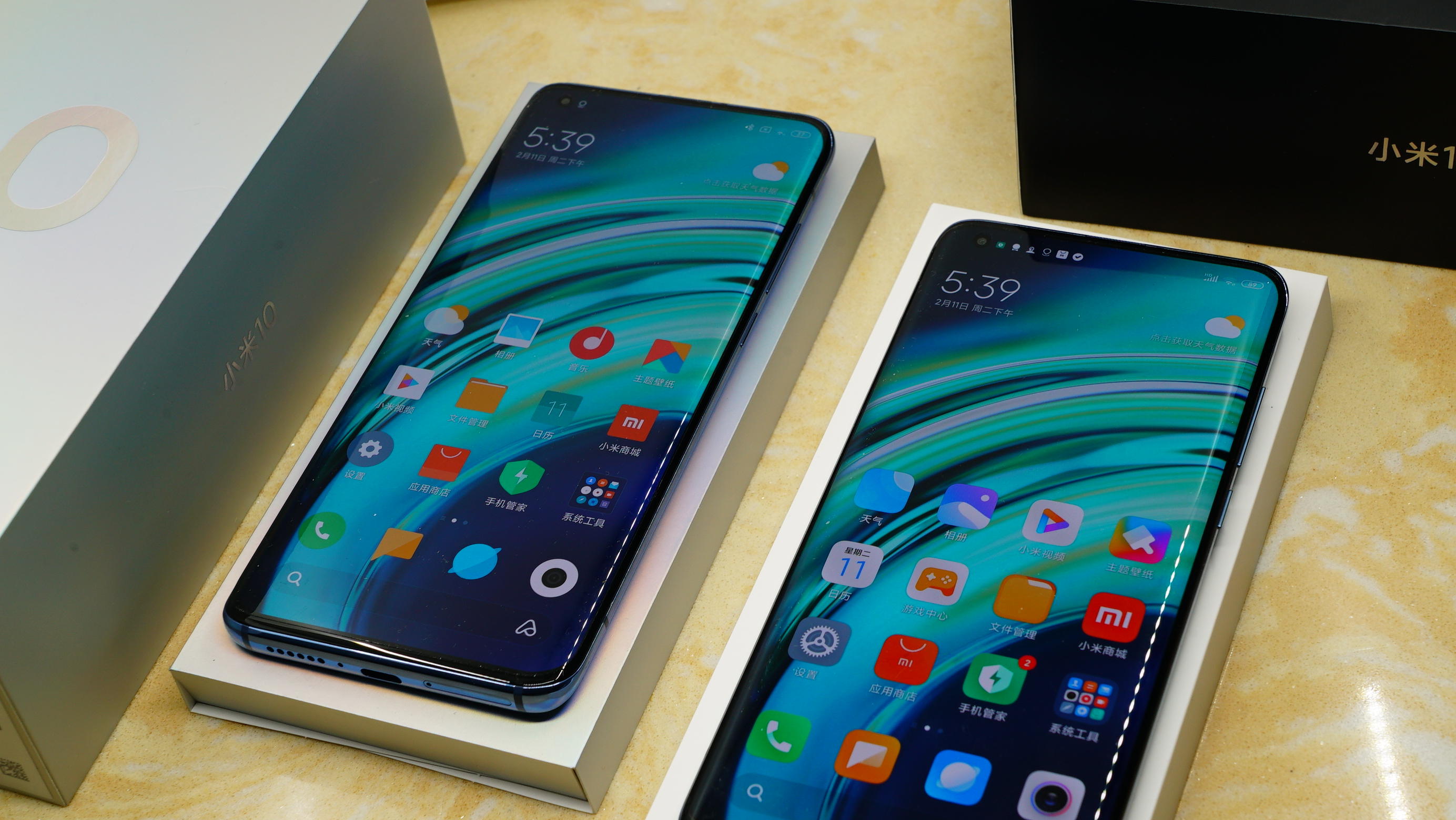 为什么懂行的人会选择小米10Pro，而不选更便宜的小米10？