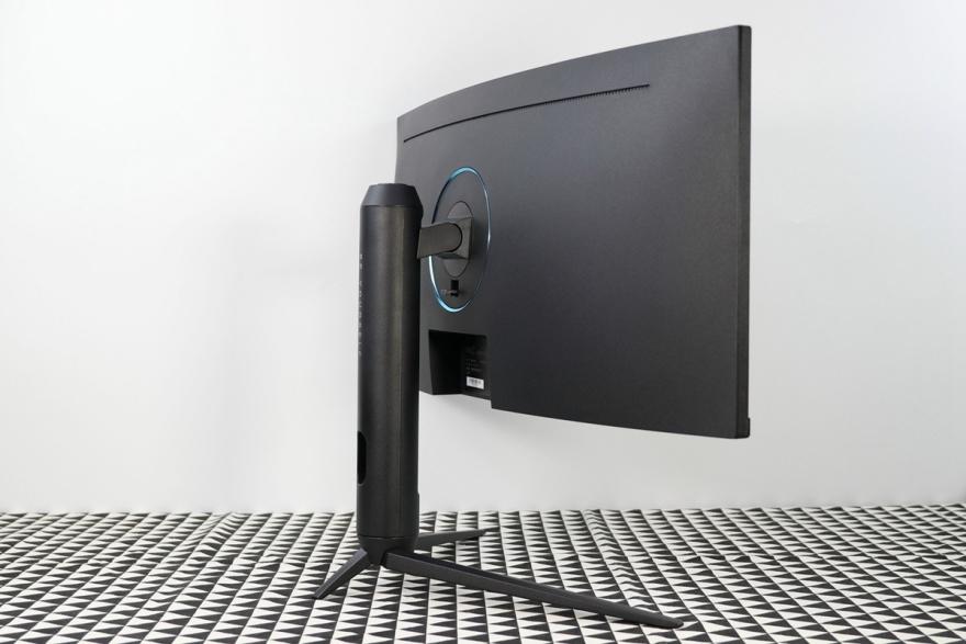 千元也想要曲面屏？高性价比HKC C299Q值得一看