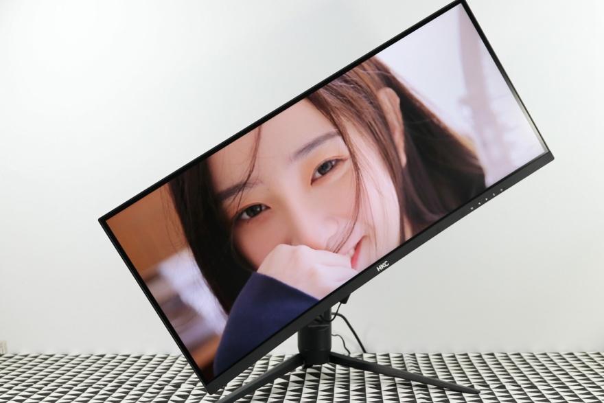 千元也想要曲面屏？高性价比HKC C299Q值得一看