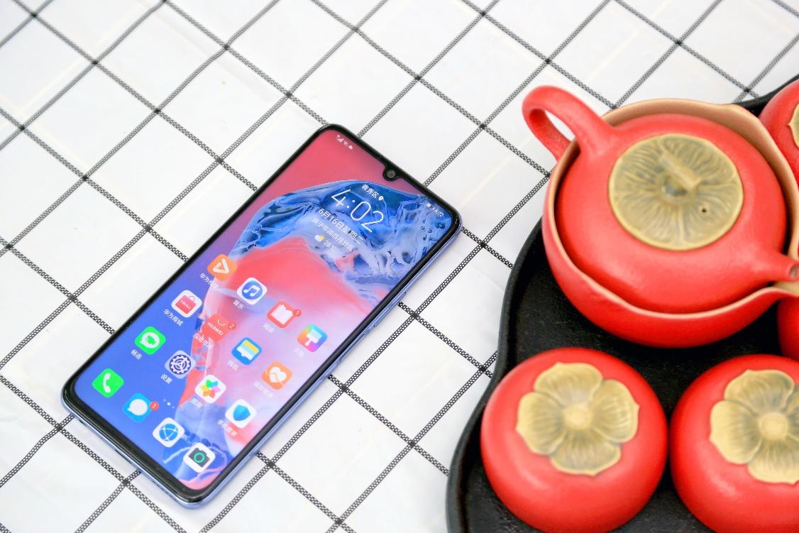 22.5W超级快充究竟有多快?华为畅享20 Pro新机上手体验续航无忧