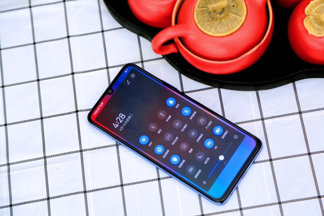 22.5W超级快充究竟有多快?华为畅享20 Pro新机上手体验续航无忧