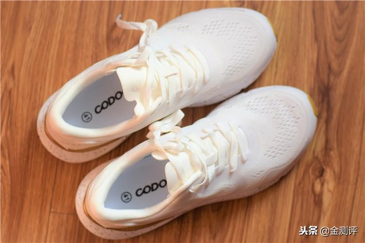 小米有品上线，性价比在袭，咕咚智能跑鞋10K挑战暴利？