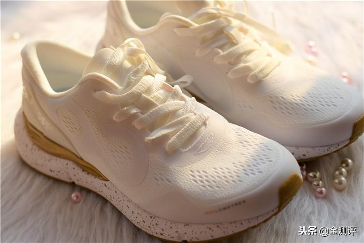 小米有品上线，性价比在袭，咕咚智能跑鞋10K挑战暴利？