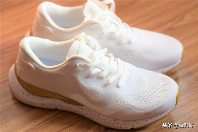 小米有品上线，性价比在袭，咕咚智能跑鞋10K挑战暴利？