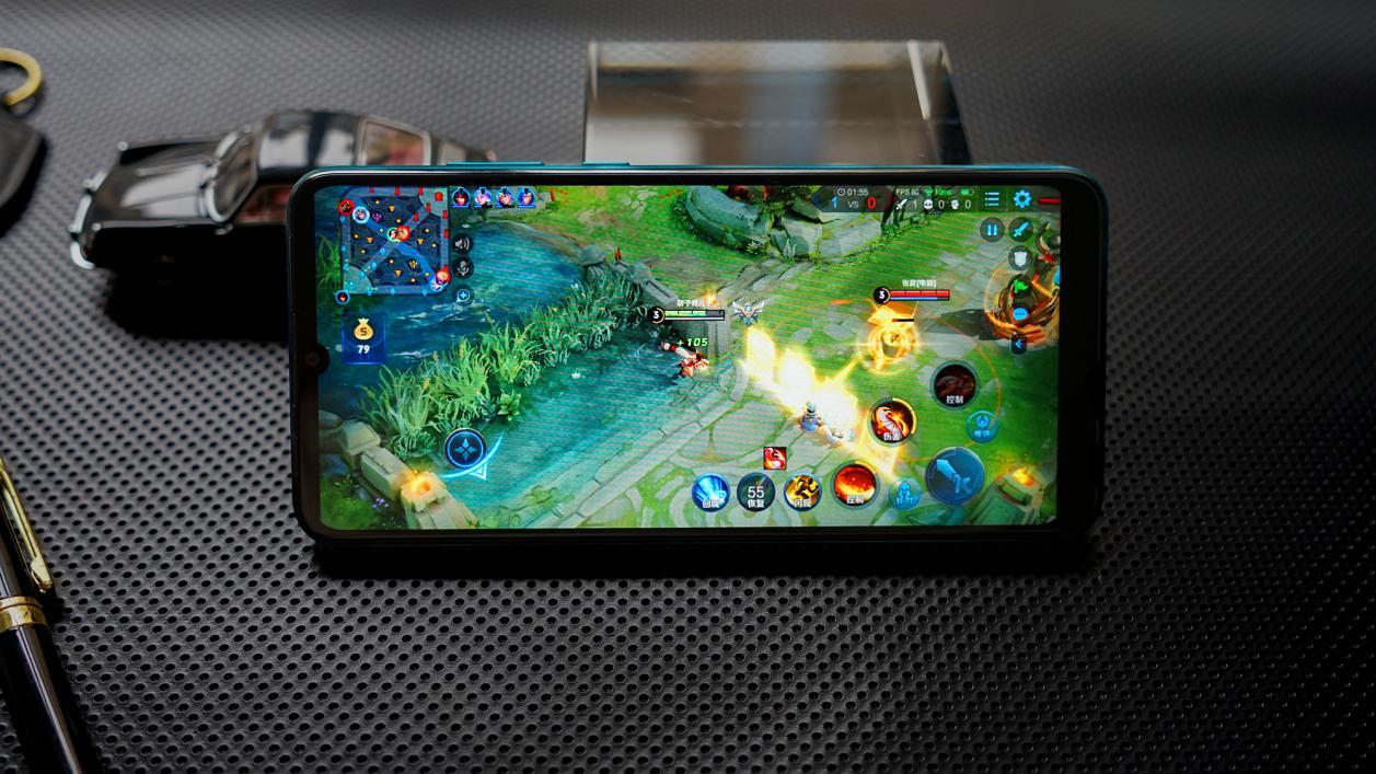 华为畅享10e发布：搭载5000mAh超大电池，售价仅999起