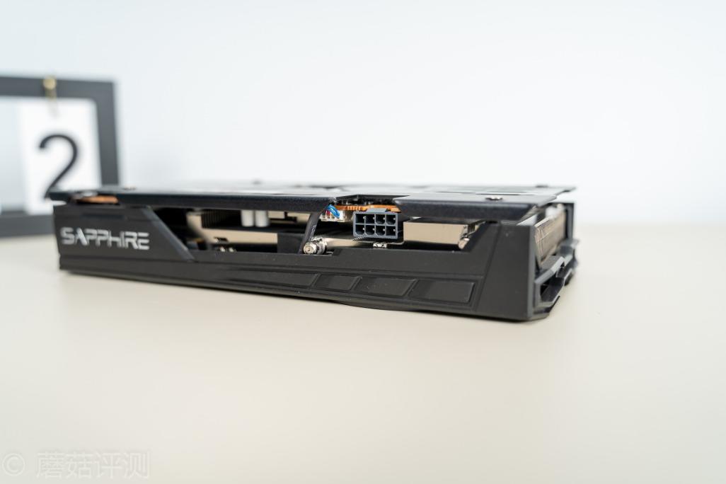 体验优秀，潜力太深！蓝宝石RX5500XT白金版OC显卡 评测