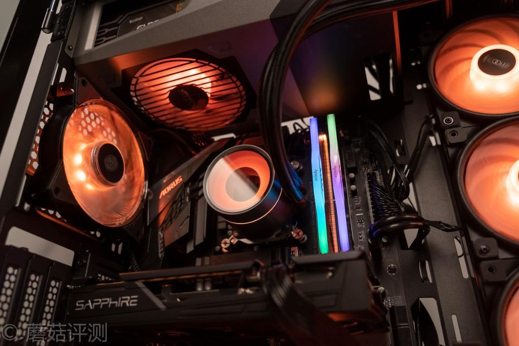 体验优秀，潜力太深！蓝宝石RX5500XT白金版OC显卡 评测