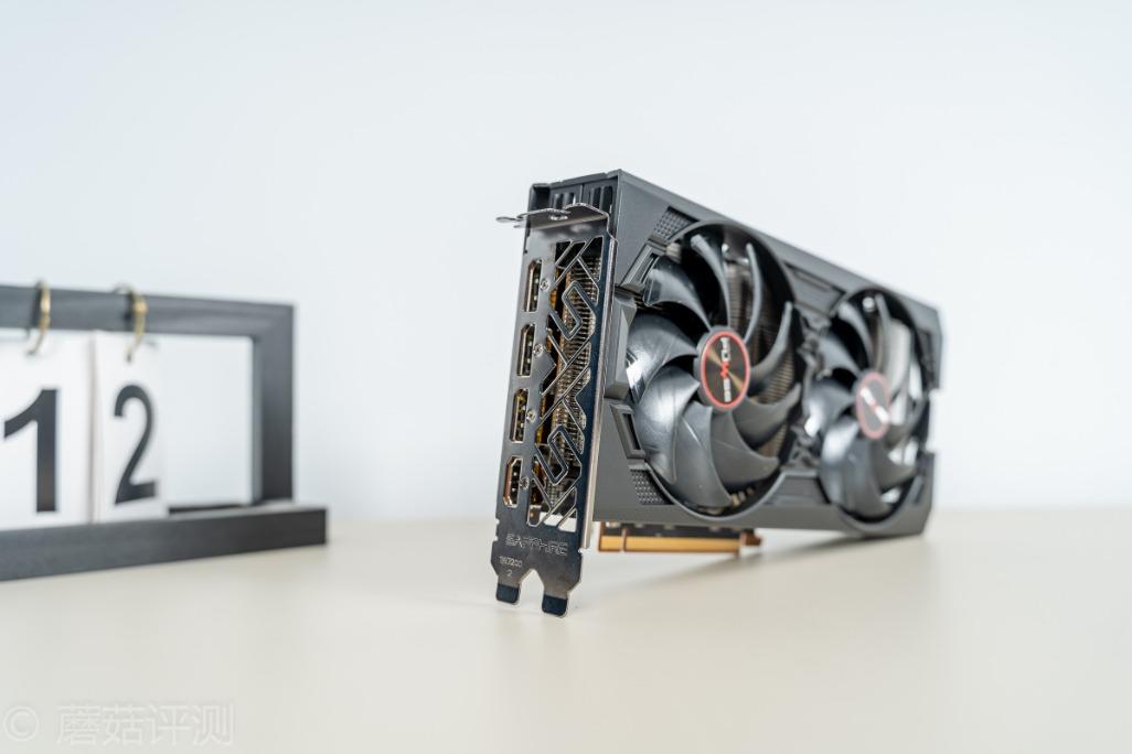 体验优秀，潜力太深！蓝宝石RX5500XT白金版OC显卡 评测