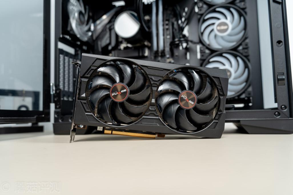 体验优秀，潜力太深！蓝宝石RX5500XT白金版OC显卡 评测