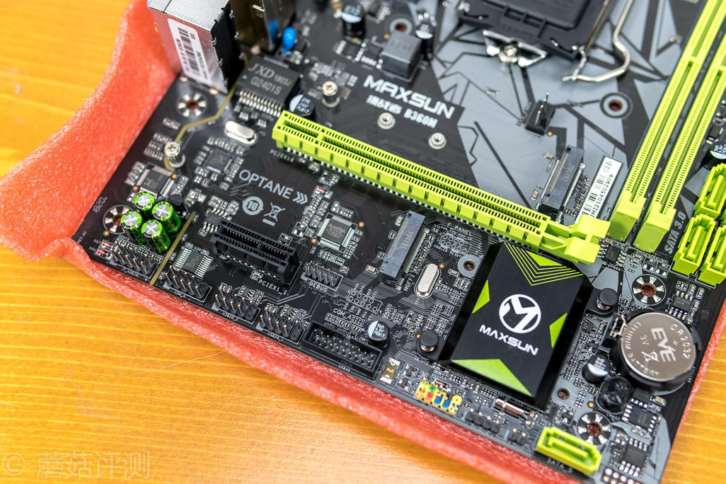 独特组合，反而拥有神奇效果——铭瑄挑战者B360M主板搭配i7 8700