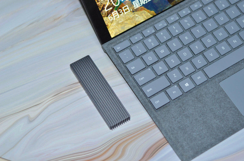 短小精悍,多快好爽:Orico 迅龙 V500 M.2 NVMe SSD