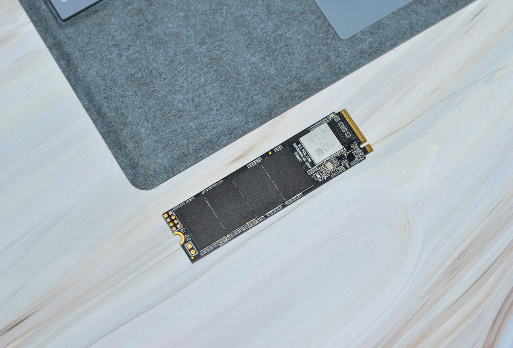 短小精悍,多快好爽:Orico 迅龙 V500 M.2 NVMe SSD