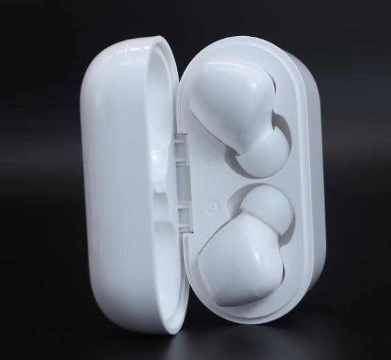 荣耀亲选CE79耳机,享受耳内升华快意感觉