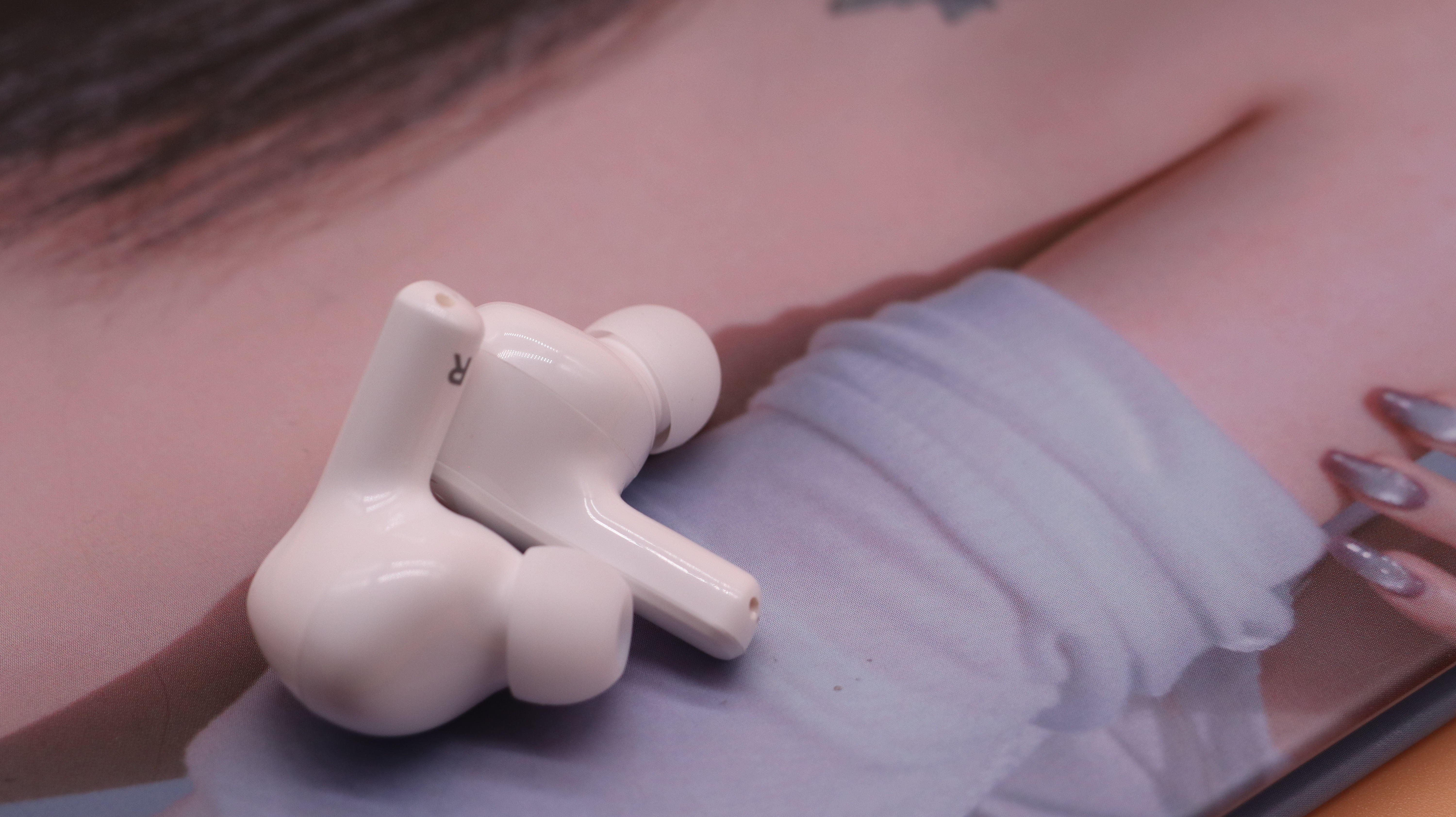 荣耀亲选CE79耳机,享受耳内升华快意感觉