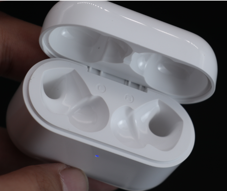 荣耀亲选CE79耳机,享受耳内升华快意感觉