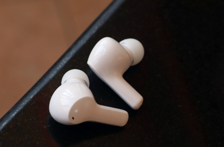 荣耀亲选CE79耳机,享受耳内升华快意感觉