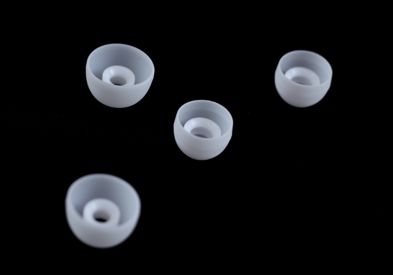 荣耀亲选CE79耳机,享受耳内升华快意感觉