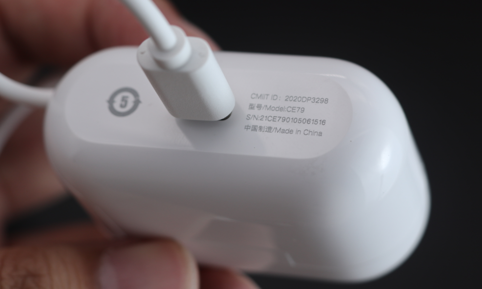 荣耀亲选CE79耳机,享受耳内升华快意感觉