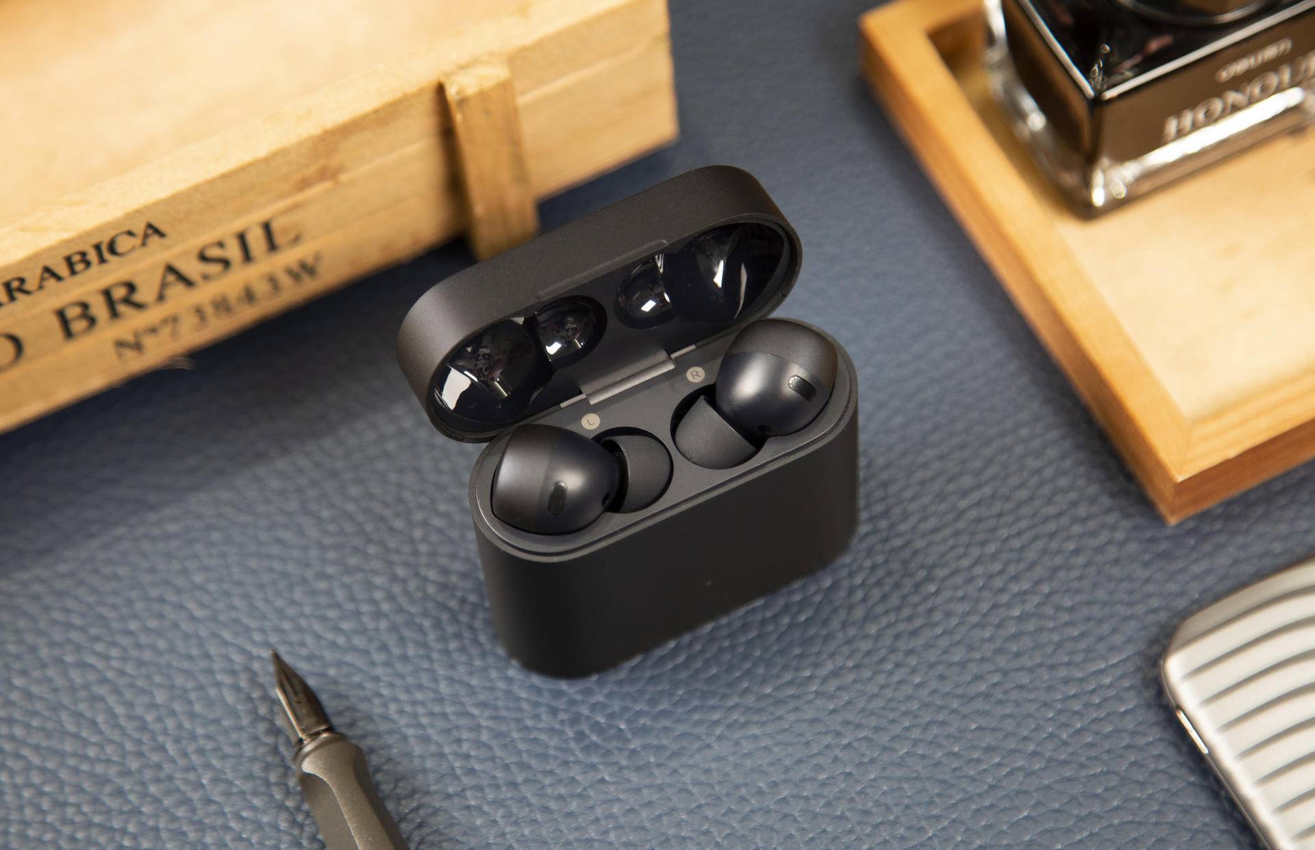 无线快充 主动降噪：小米真无线耳机Air 2 Pro上手体验